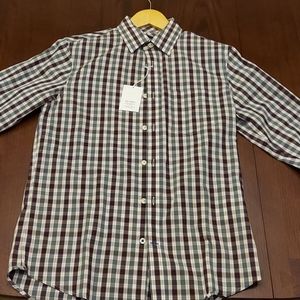 GAP Wrinkle Free Button Up
